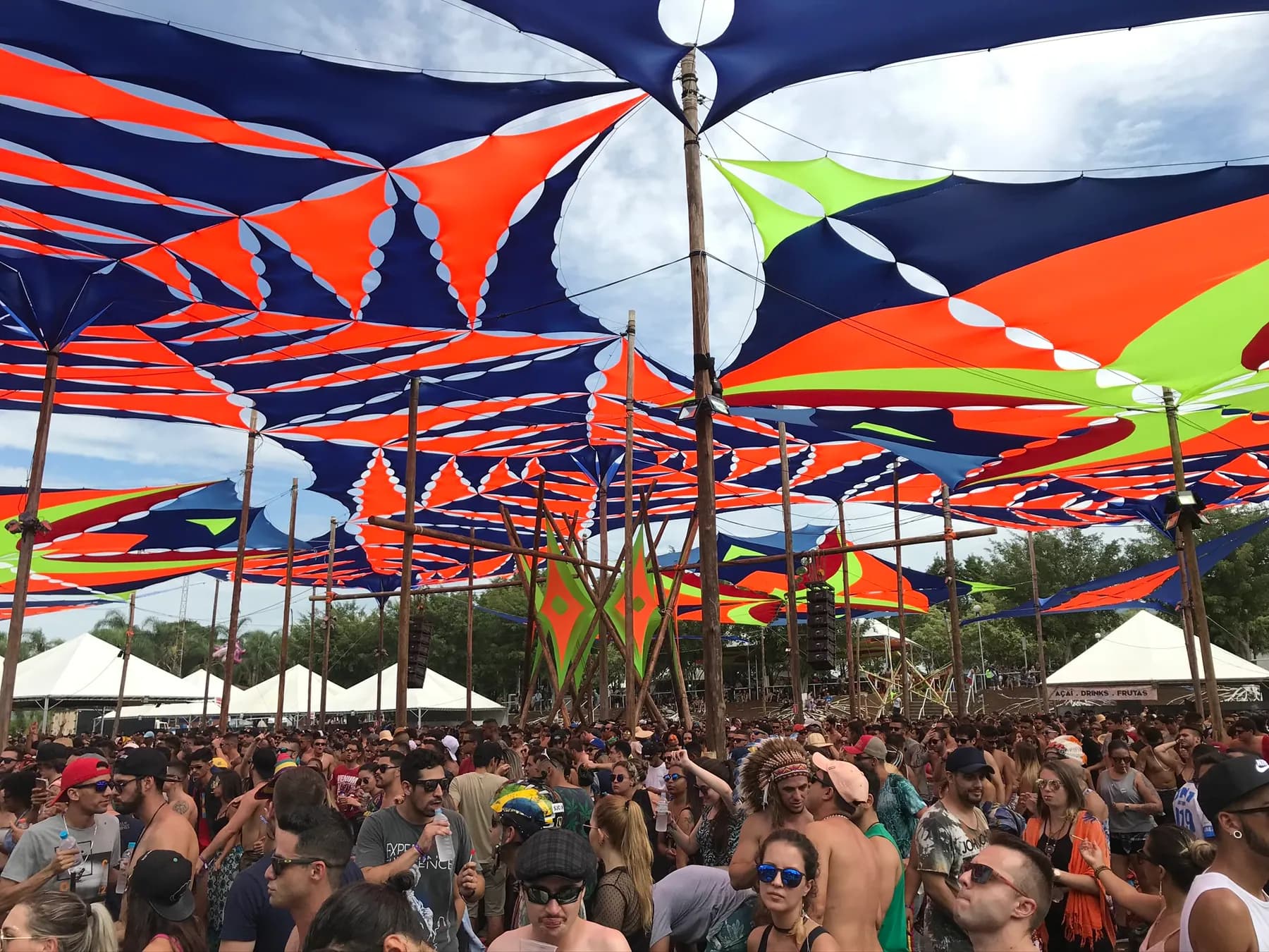 Grandes festivais — Público, fluxo e experiência